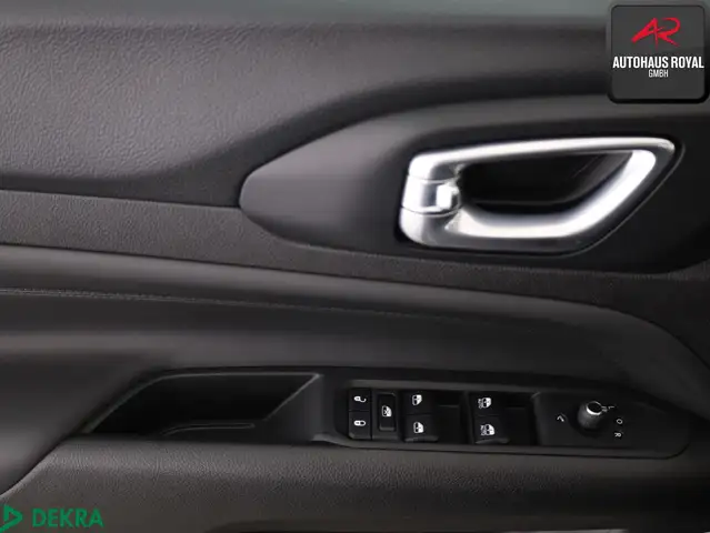 Jeep Compass view 14