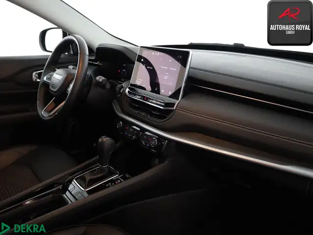 Jeep Compass view 10