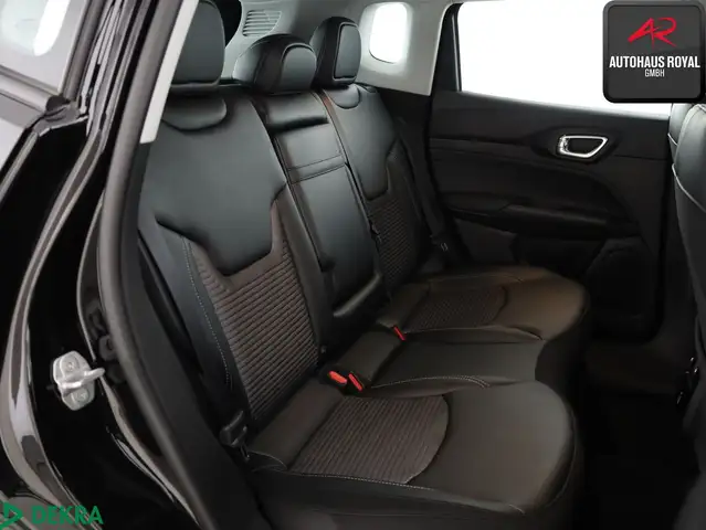 Jeep Compass view 12