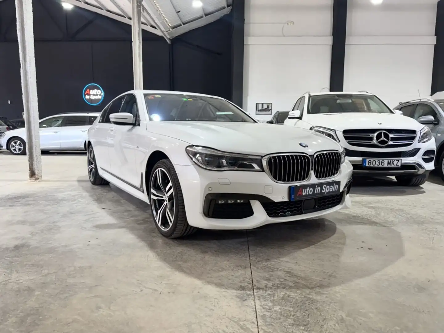 BMW 740 740dA xDrive (9.75) Weiß - 1