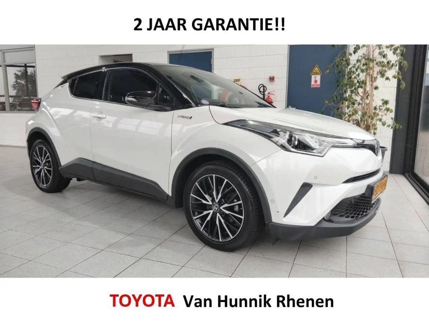 Toyota C-HR 1.8 Hybrid Style | Stoelverw | Dodehoek | Navigati Wit - 1