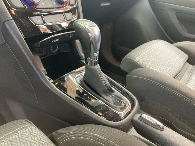 Opel Mokka X Edition — photo 8