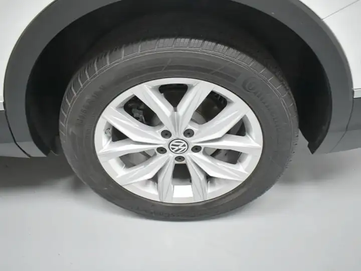 Volkswagen Tiguan Allspace 2.0 TDI Sport 4WD 6V 2021, foto 5
