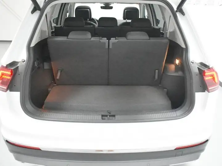 Volkswagen Tiguan Allspace 2.0 TDI Sport 4WD 6V 2021, foto 31