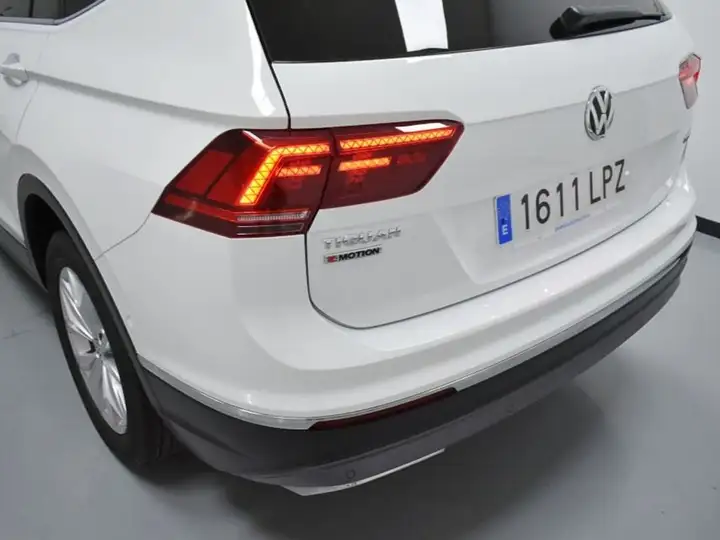 Volkswagen Tiguan Allspace 2.0 TDI Sport 4WD 6V 2021, foto 4