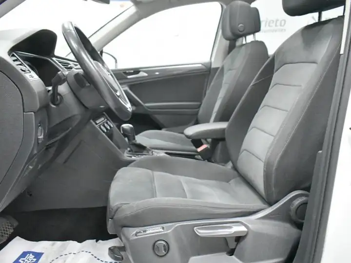 Volkswagen Tiguan Allspace 2.0 TDI Sport 4WD 6V 2021, foto 8
