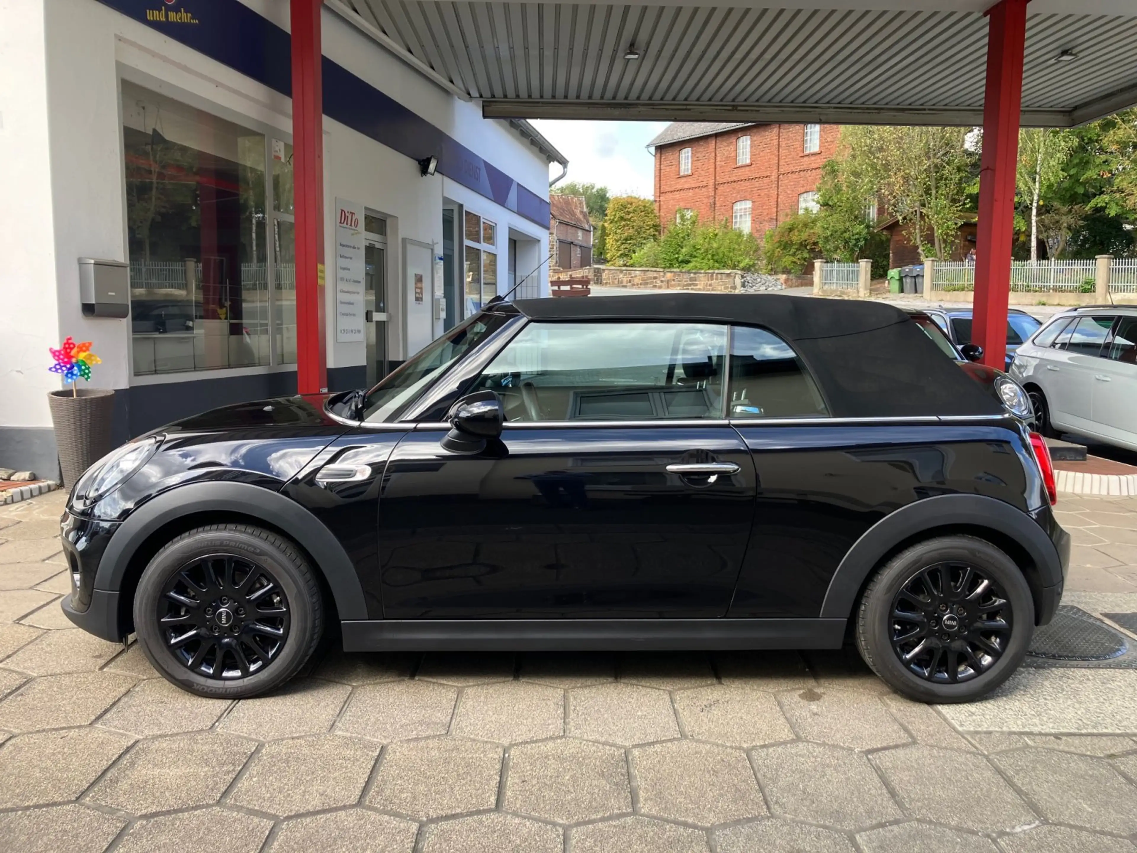 MINI Cooper Cabrio 1.5 Chili LED SHZ NAVI PDC — photo 6