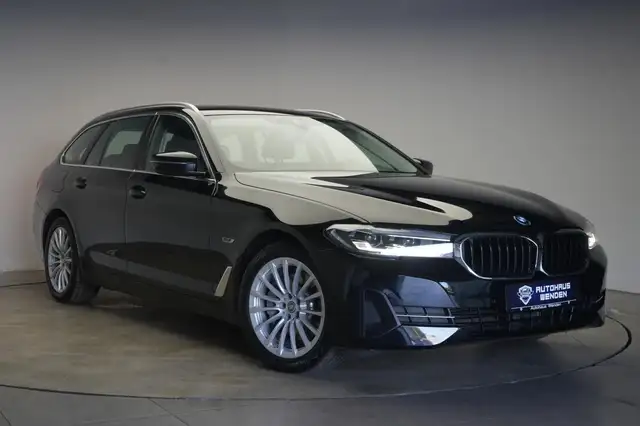BMW 5 Series main image