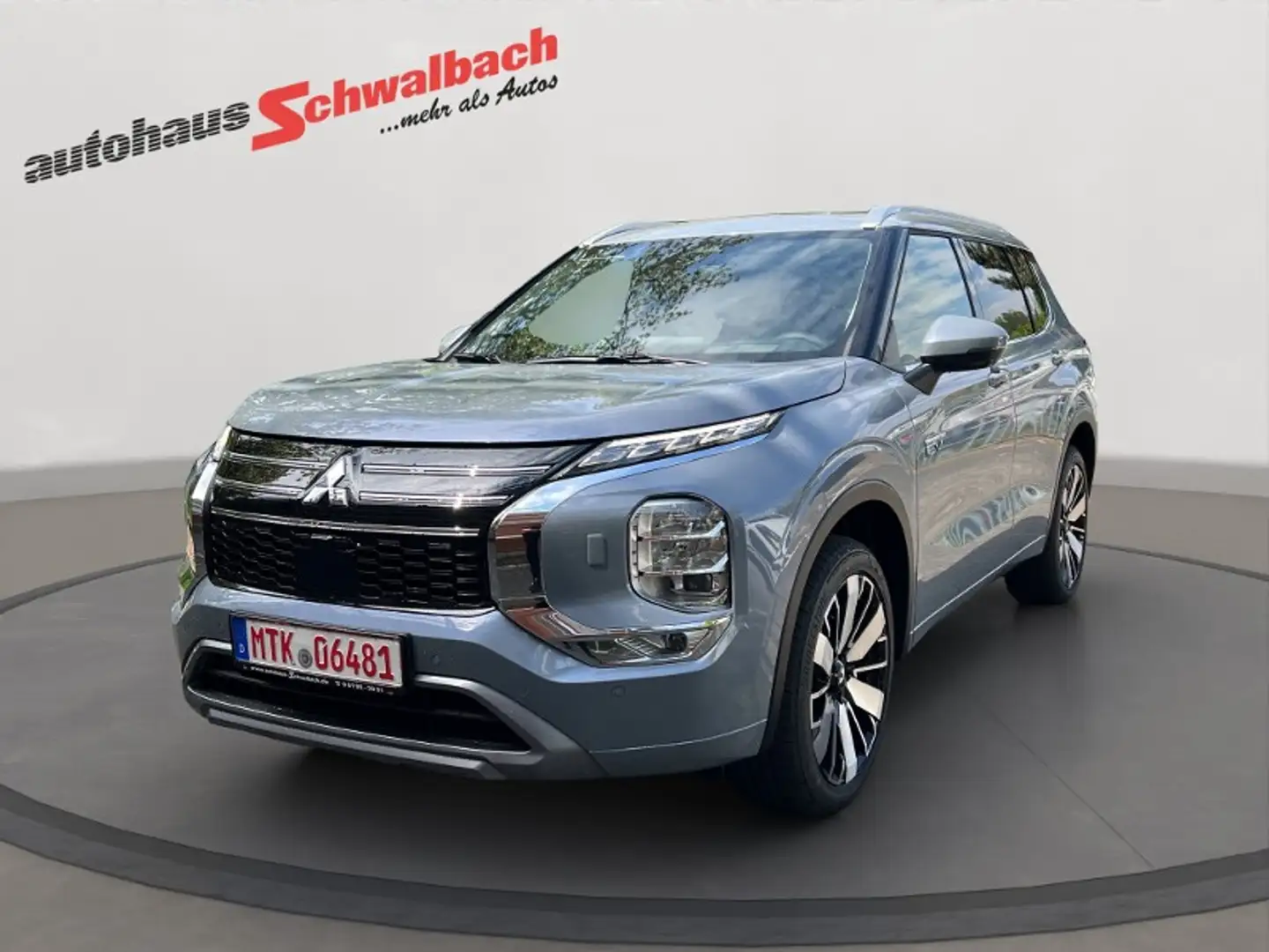 Mitsubishi Outlander 2.4L PHEV Intro Edition Gris - 1
