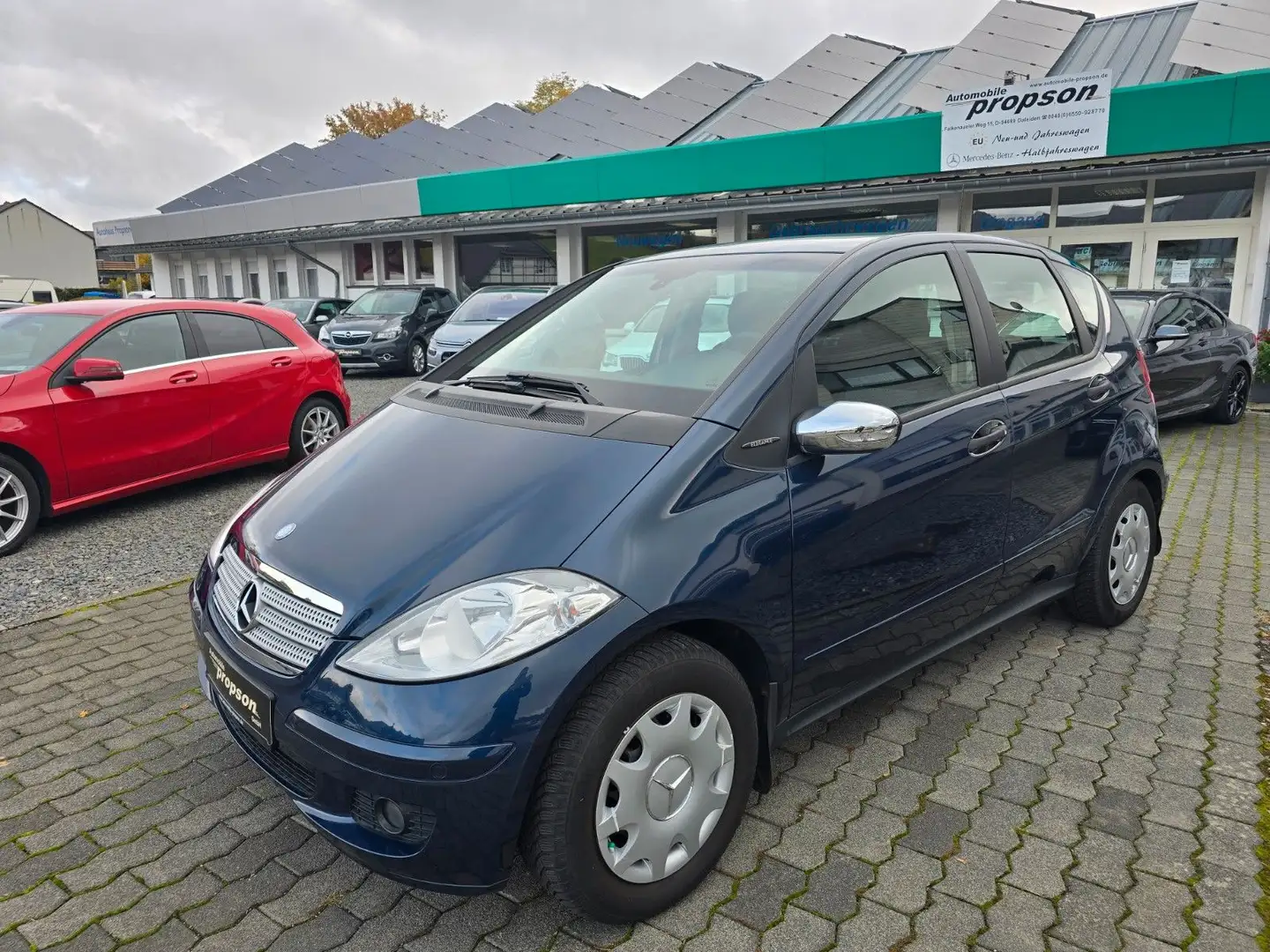 Mercedes-Benz A 150 Automatik COMAND SHZ STANDHEIZUNG - 1