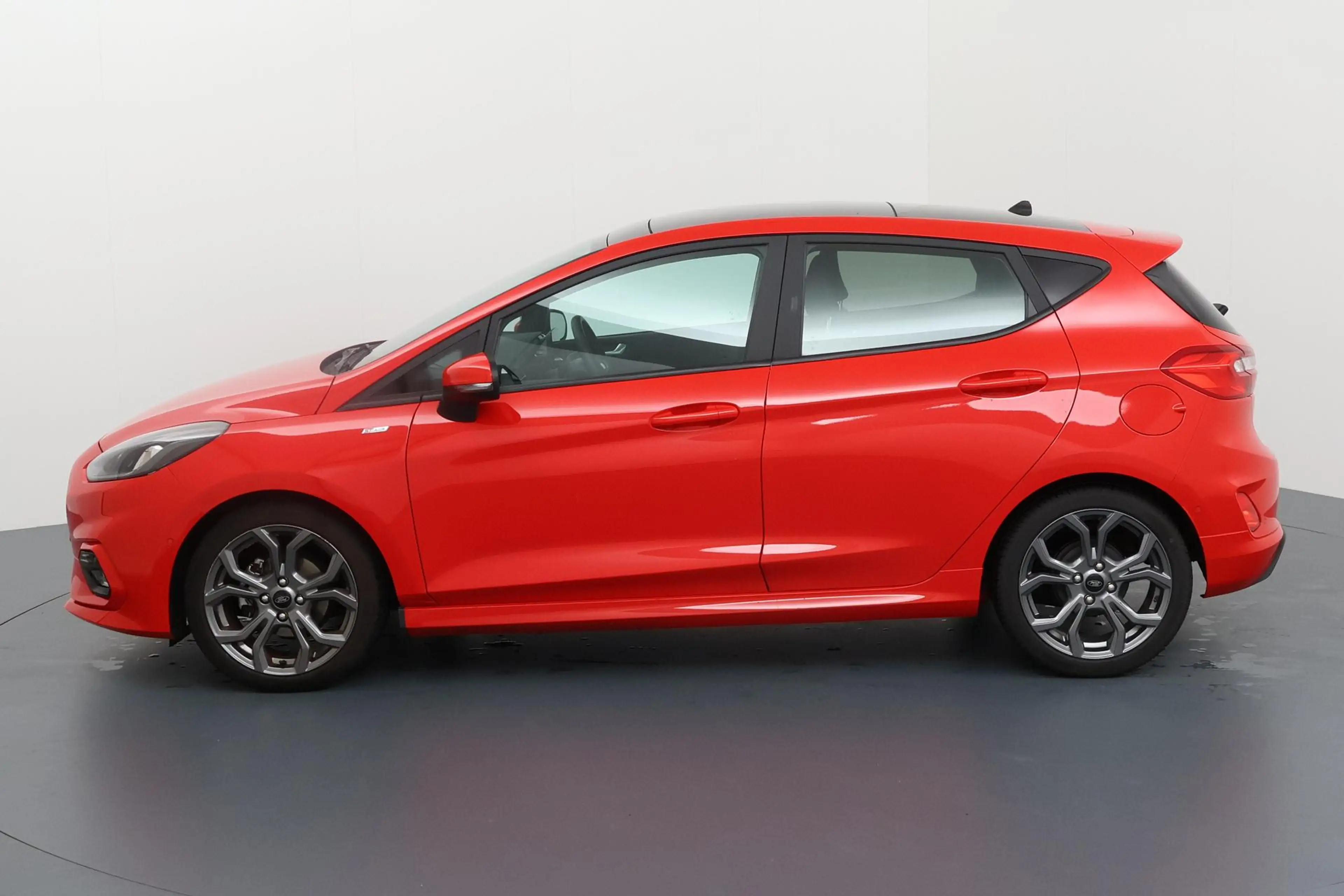 Ford Fiesta 1.0 EcoBoost Hybrid ST-Line Sportief karakter in e — photo 9