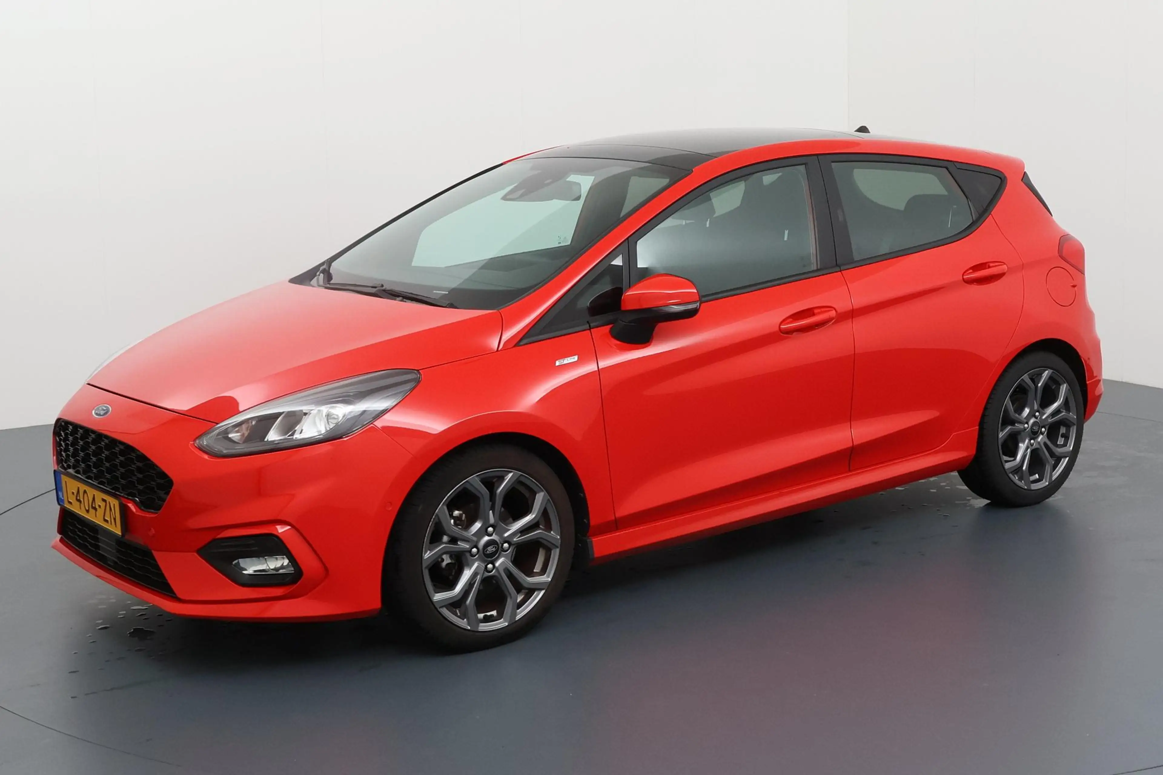 Ford Fiesta 1.0 EcoBoost Hybrid ST-Line Sportief karakter in e — photo 14