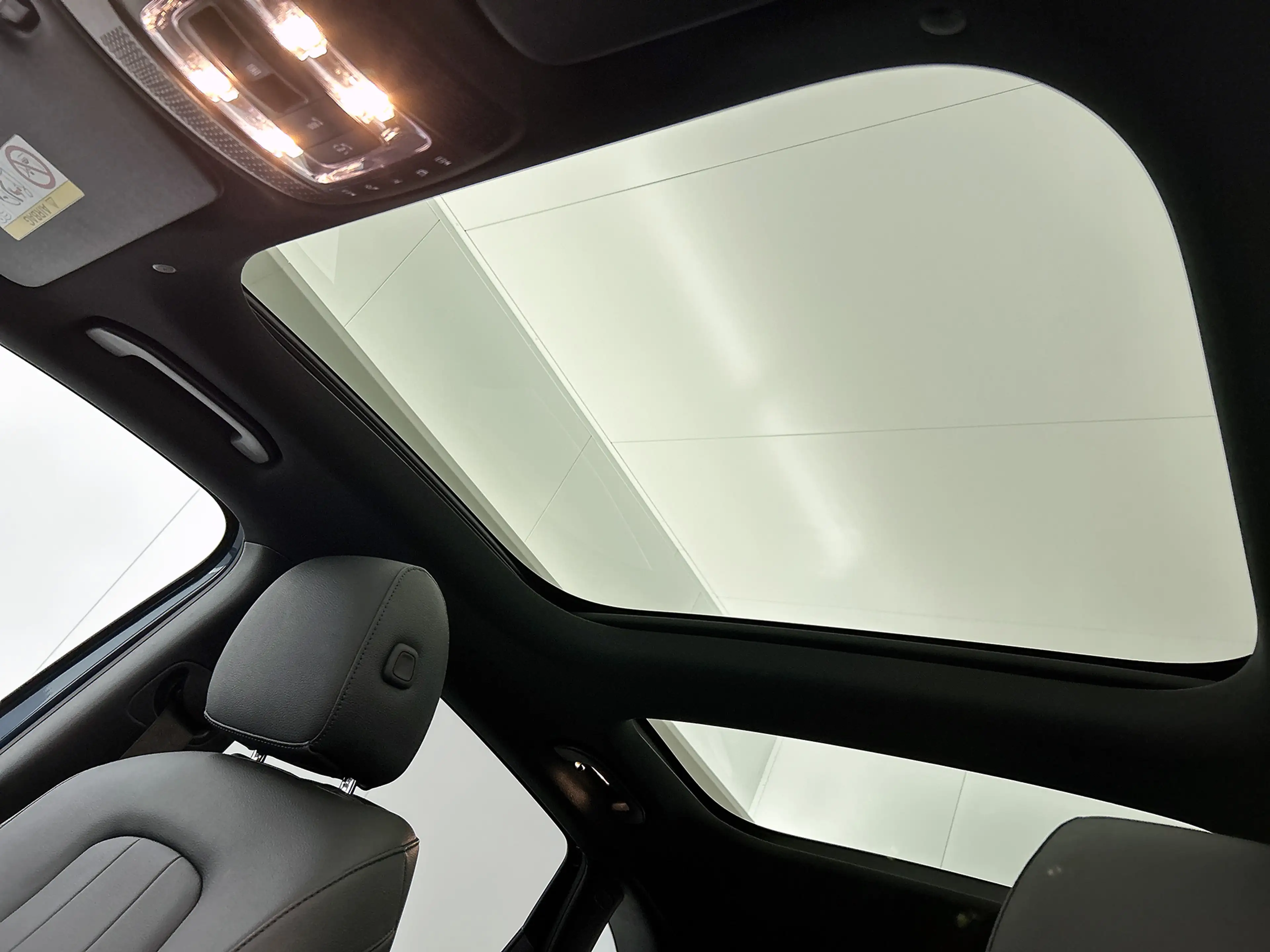Mercedes-Benz B 250 e Plug-In Hybride Trekhaak | Panorama Schuif-Kante — photo 4