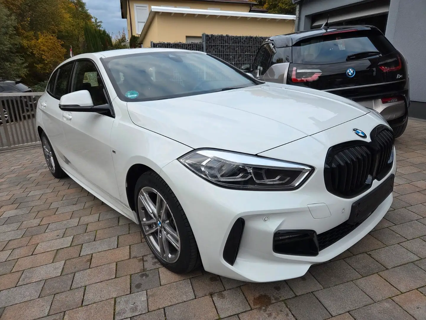 BMW 118 i M Sport LivePR DAB LED Komf 1.Hd Ufrei 17 Blanc - 1