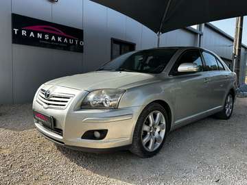 MC 2.0 D-4D 126cv Techno Pack / Sièges Cuir Électriques Chauffants / Version sans FAP