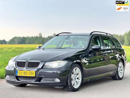 BMW 318 3-serie Touring 318i High Executive/AUT/XENON/PSEN