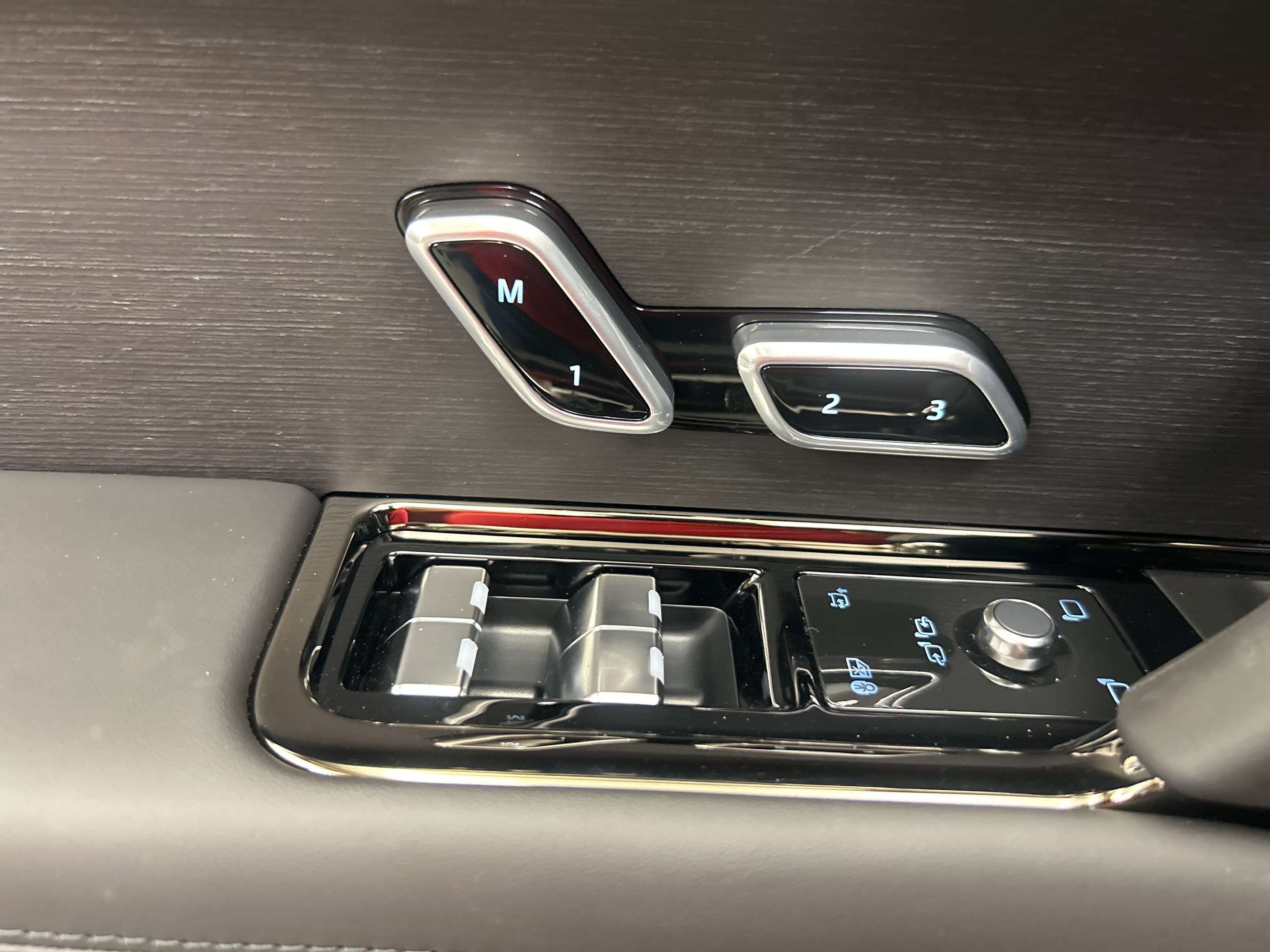 2025 Land Rover Range Rover Sport Dynamic HSE thumb 9