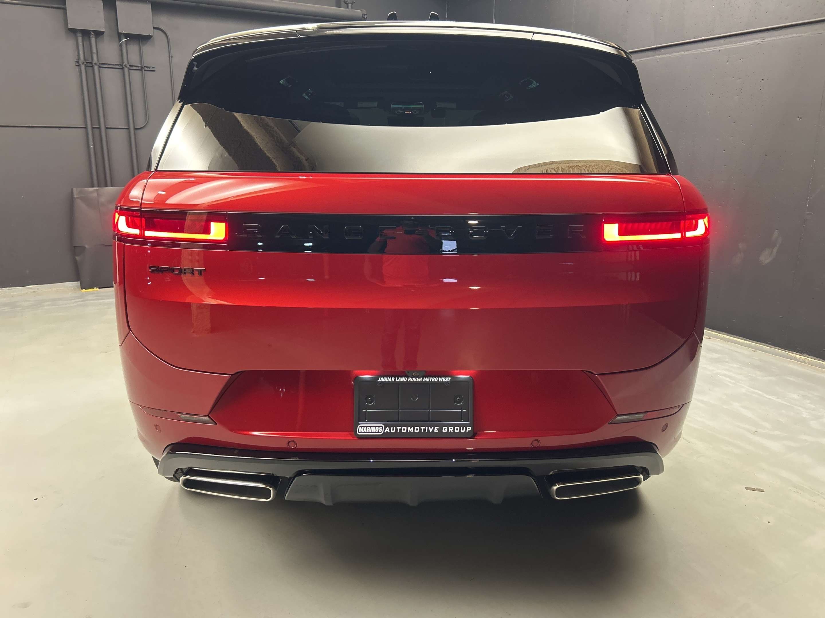 2025 Land Rover Range Rover Sport Dynamic HSE alt 5