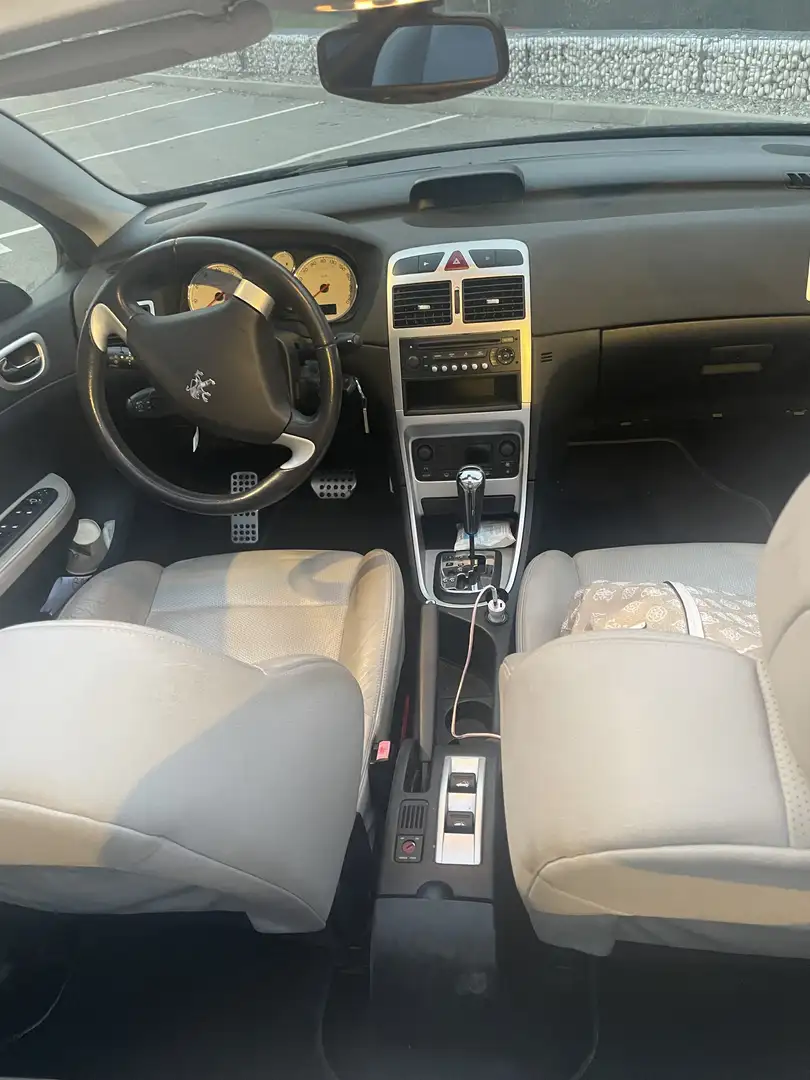 Peugeot 307 307 CC 2.0 16V - 138 A - 1