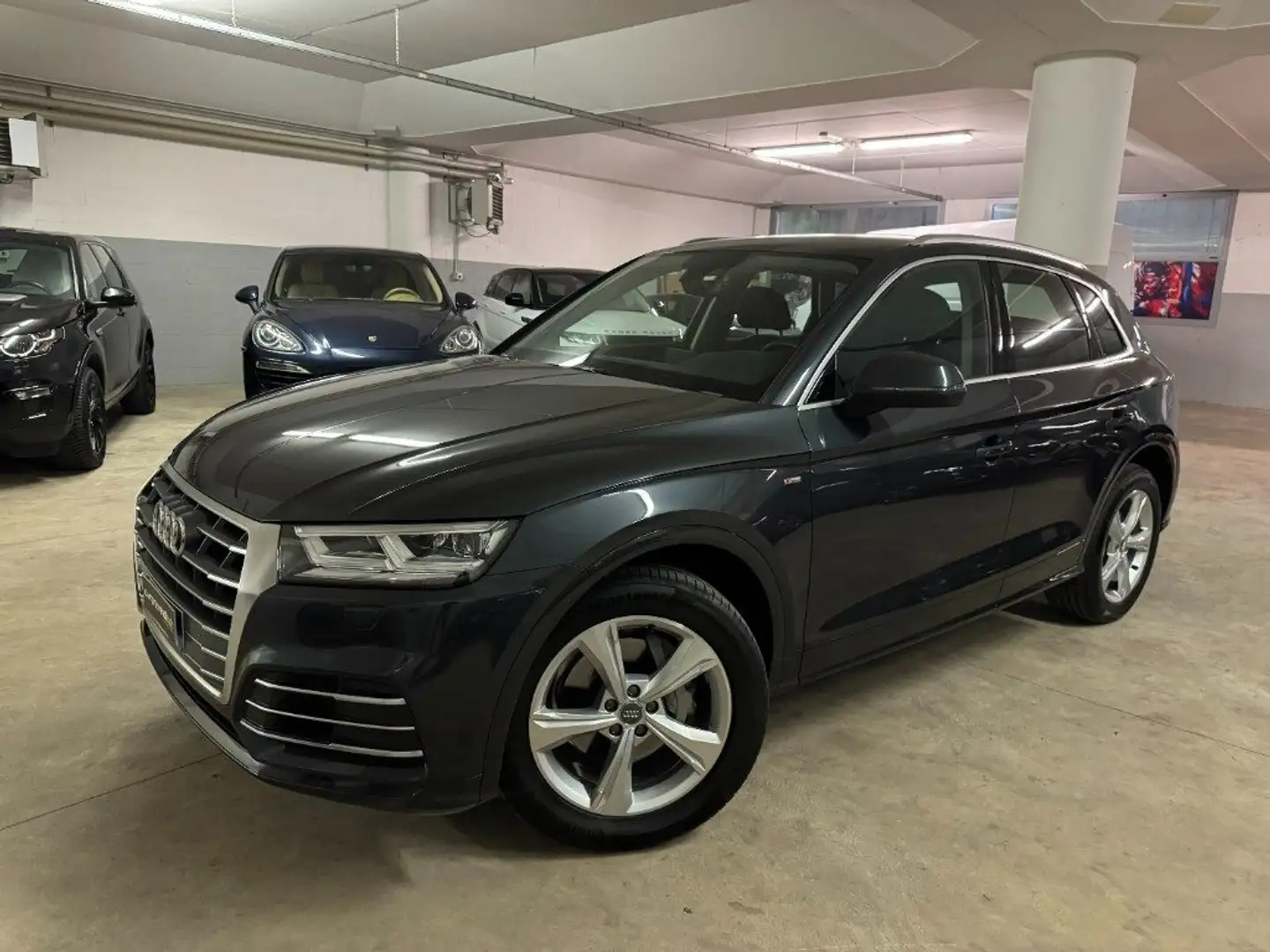 Audi Q5 35 TDI quattro S tronic Business Sport KM ORIGIN Grigio - 2