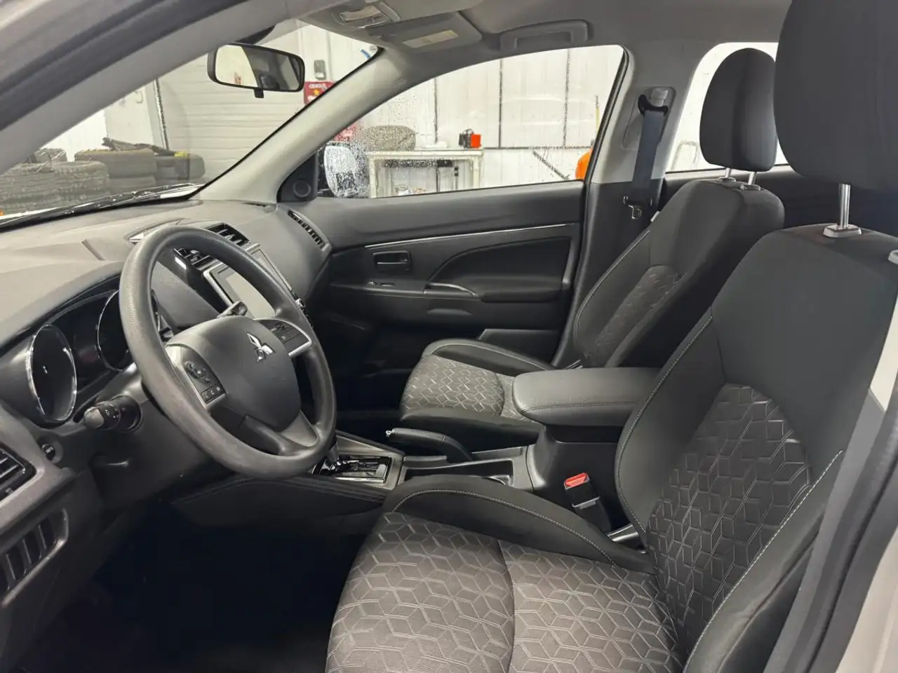 Mitsubishi RVR снимка Mitsubishi RVR