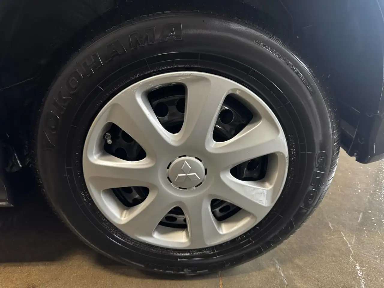 Mitsubishi RVR снимка Mitsubishi RVR