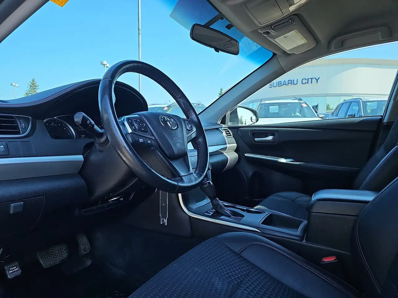 Toyota Camry снимка Toyota Camry