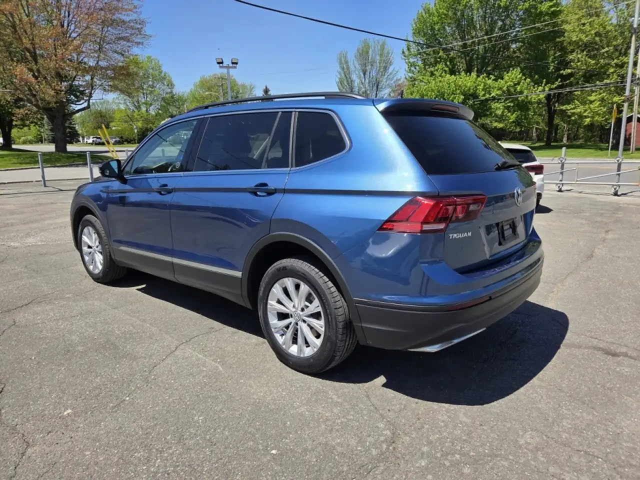 Volkswagen Tiguan снимка Volkswagen Tiguan