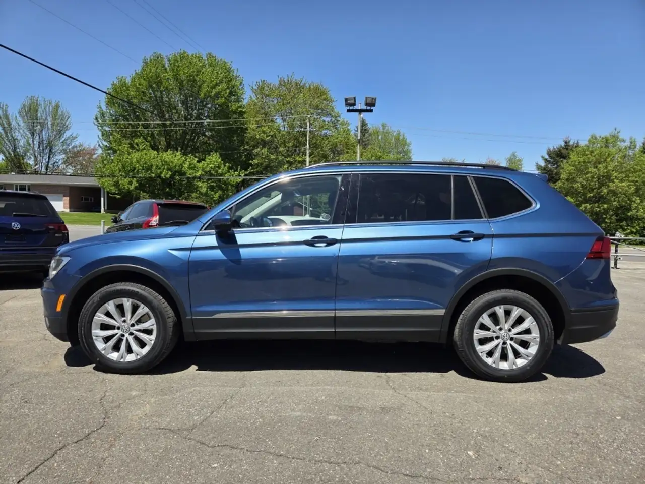 Volkswagen Tiguan снимка Volkswagen Tiguan