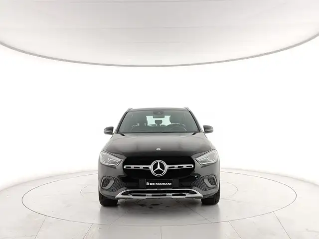 Mercedes-Benz Gla view 9