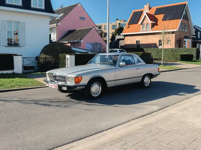 Mercedes-Benz 280 SL