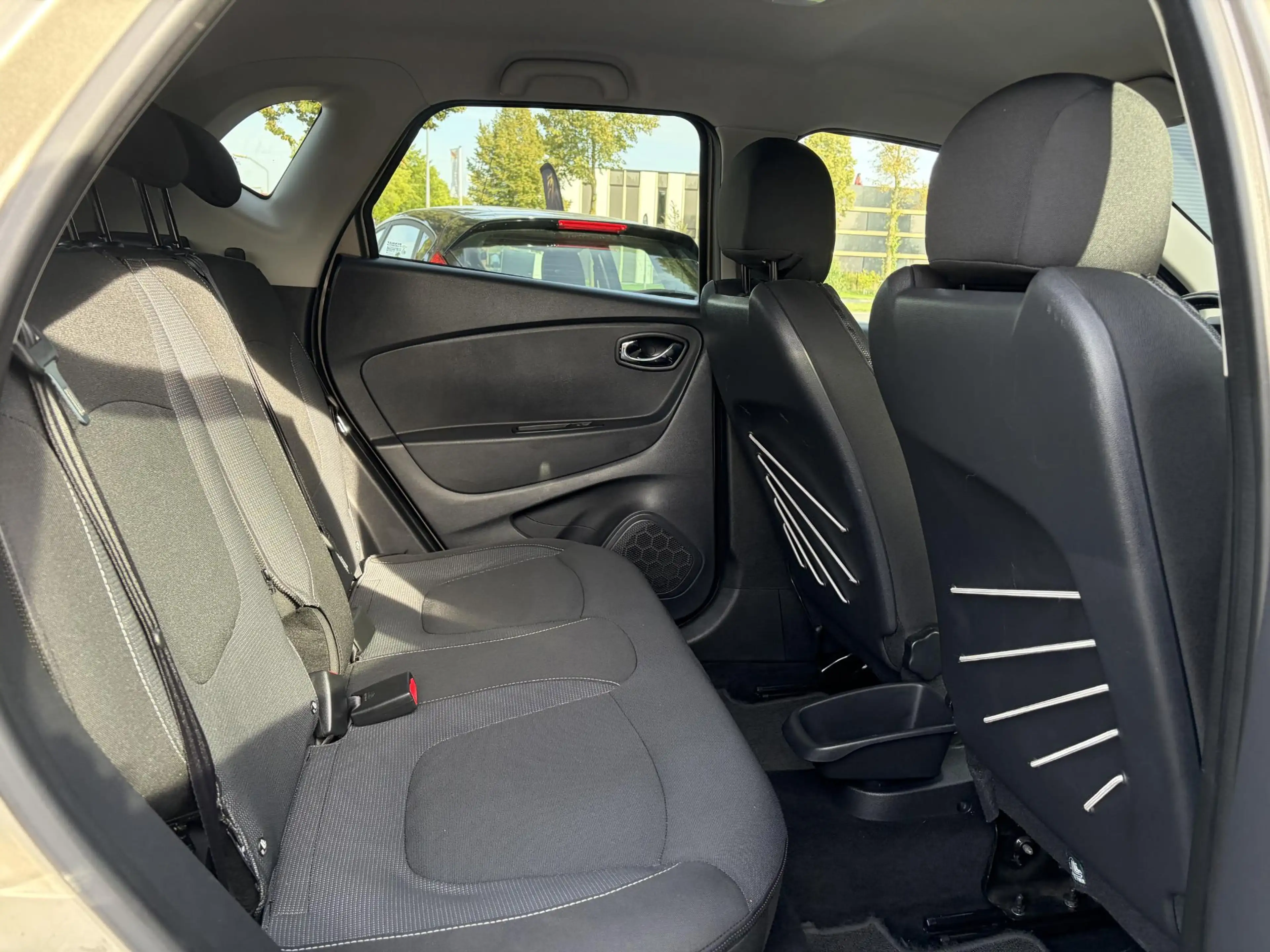 Renault Captur 1.2 TCe Dynamique ✓Navi✓Trekhaak✓Keyless✓Clima✓Cru — photo 10