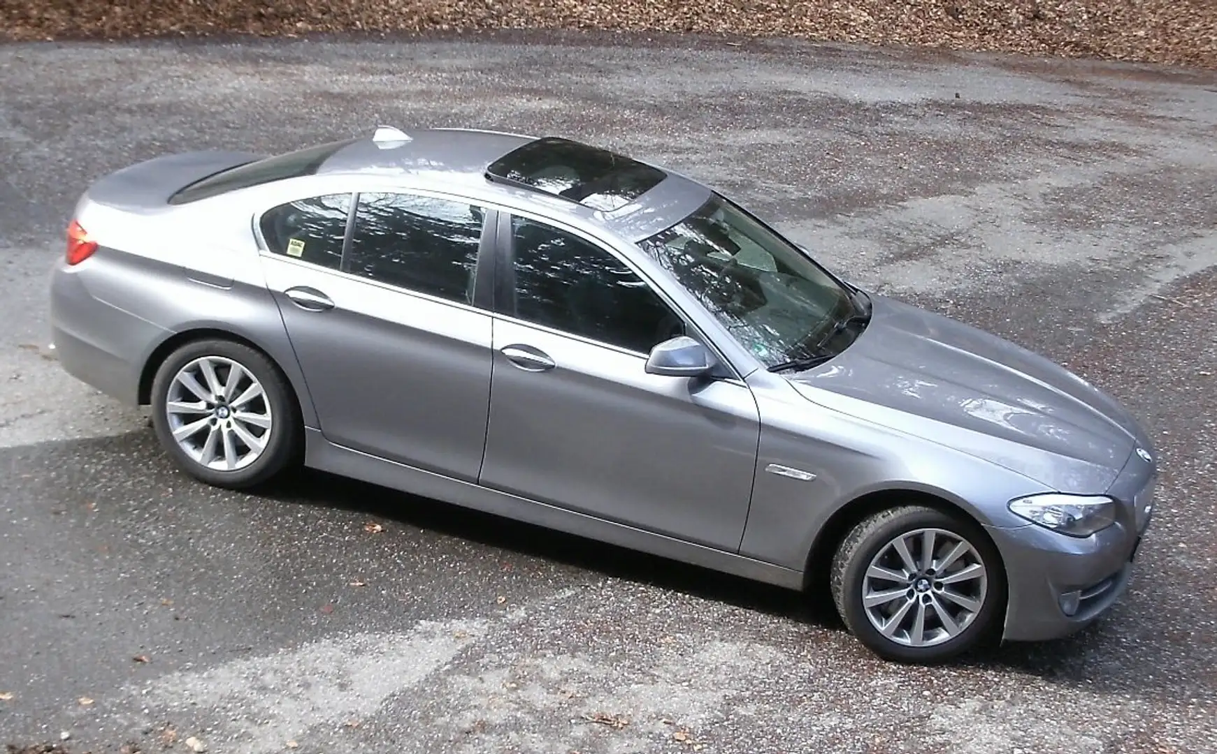 BMW 550 550i, Integrallenkung, Topausstattung Grijs - 1