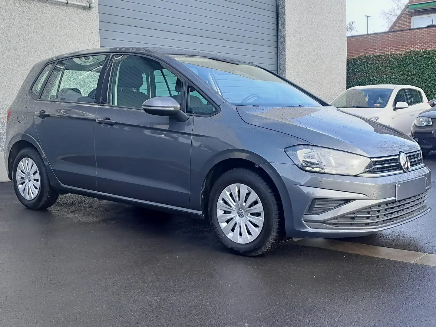 Volkswagen Golf Sportsvan 1.0 TSI Grijs - 2