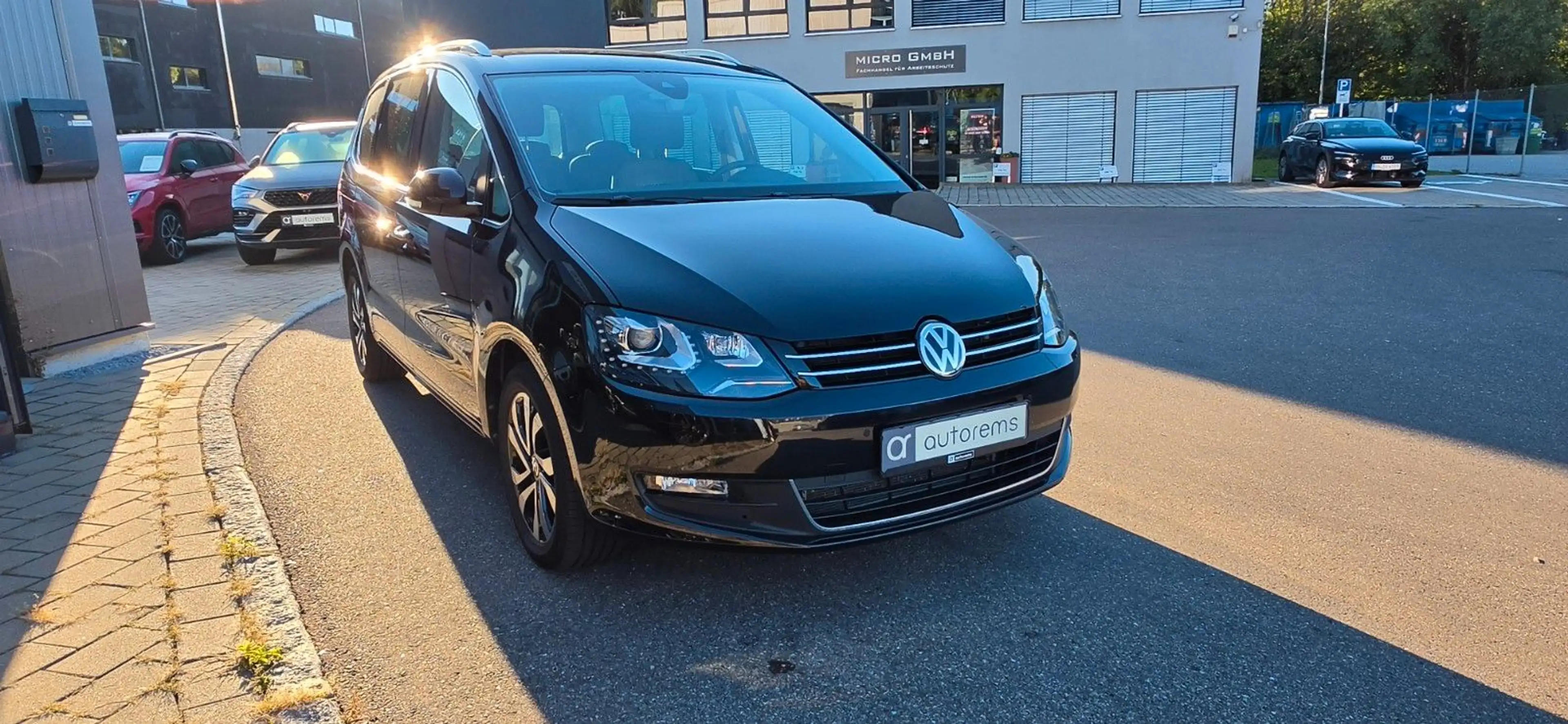 Volkswagen Sharan Active*7SITZER*ASSIST*ACC*KINDERSITZ* — photo 3