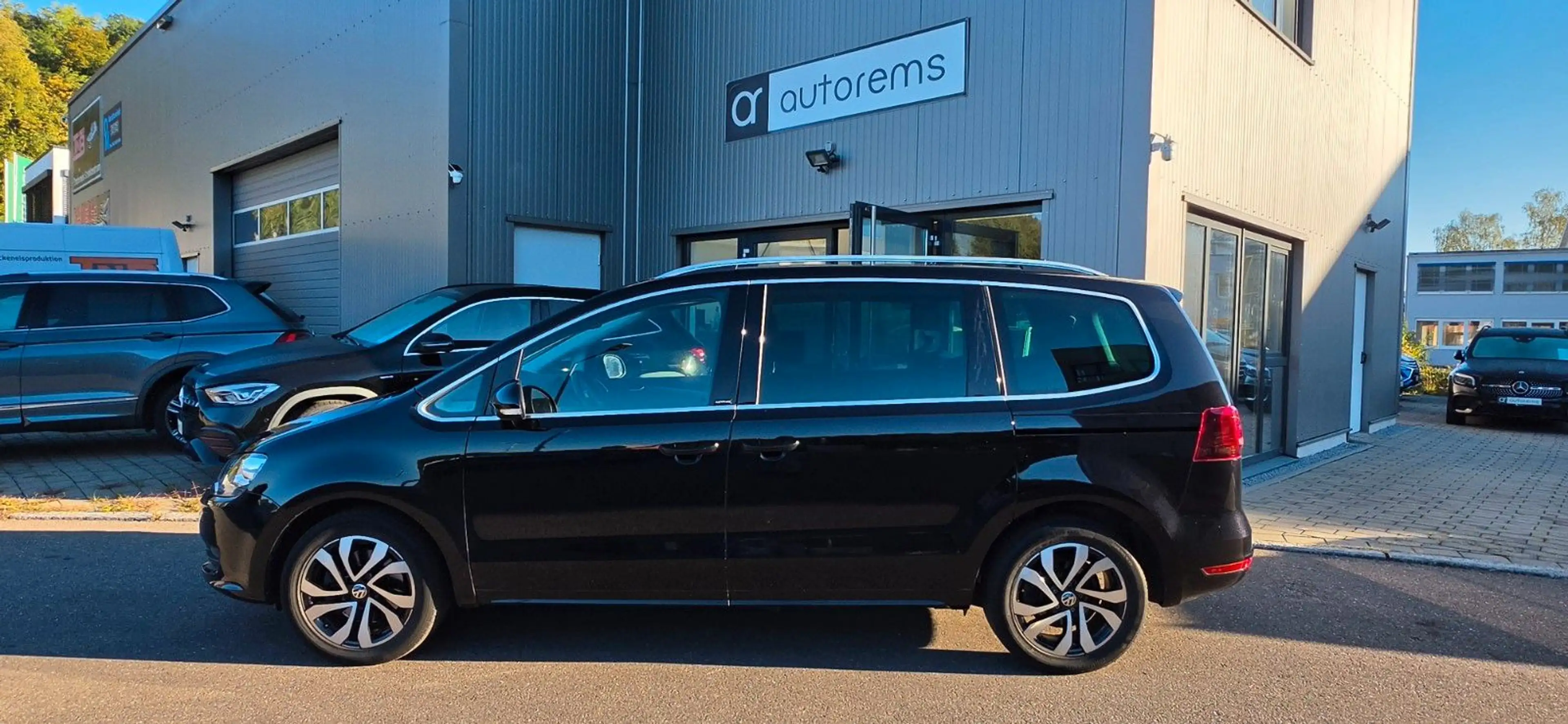 Volkswagen Sharan Active*7SITZER*ASSIST*ACC*KINDERSITZ* — photo 8