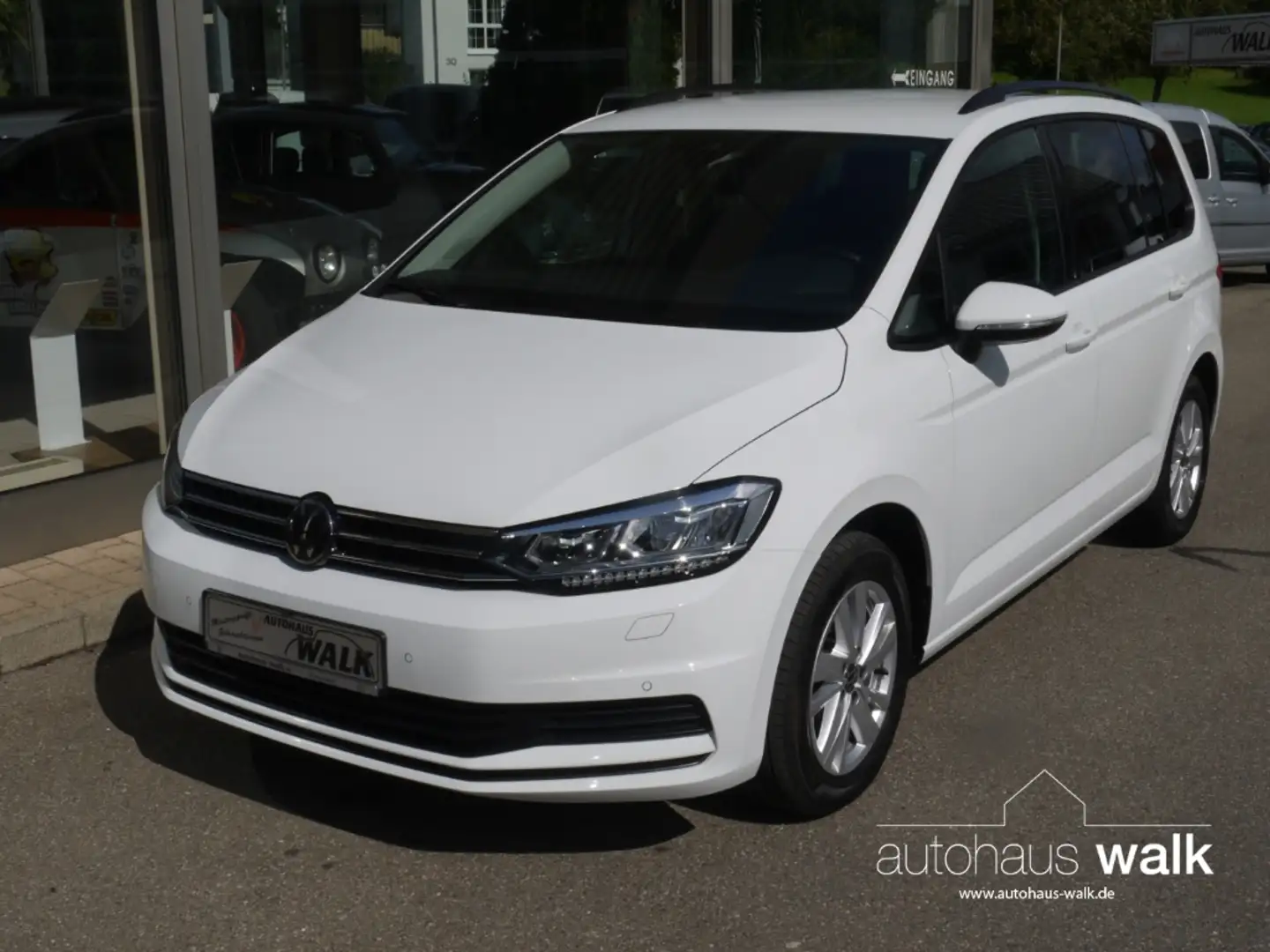 Volkswagen Touran 2.0 TDI Comfortline 7-S./NAVIPro/AHK/RFK/LED Wit - 2