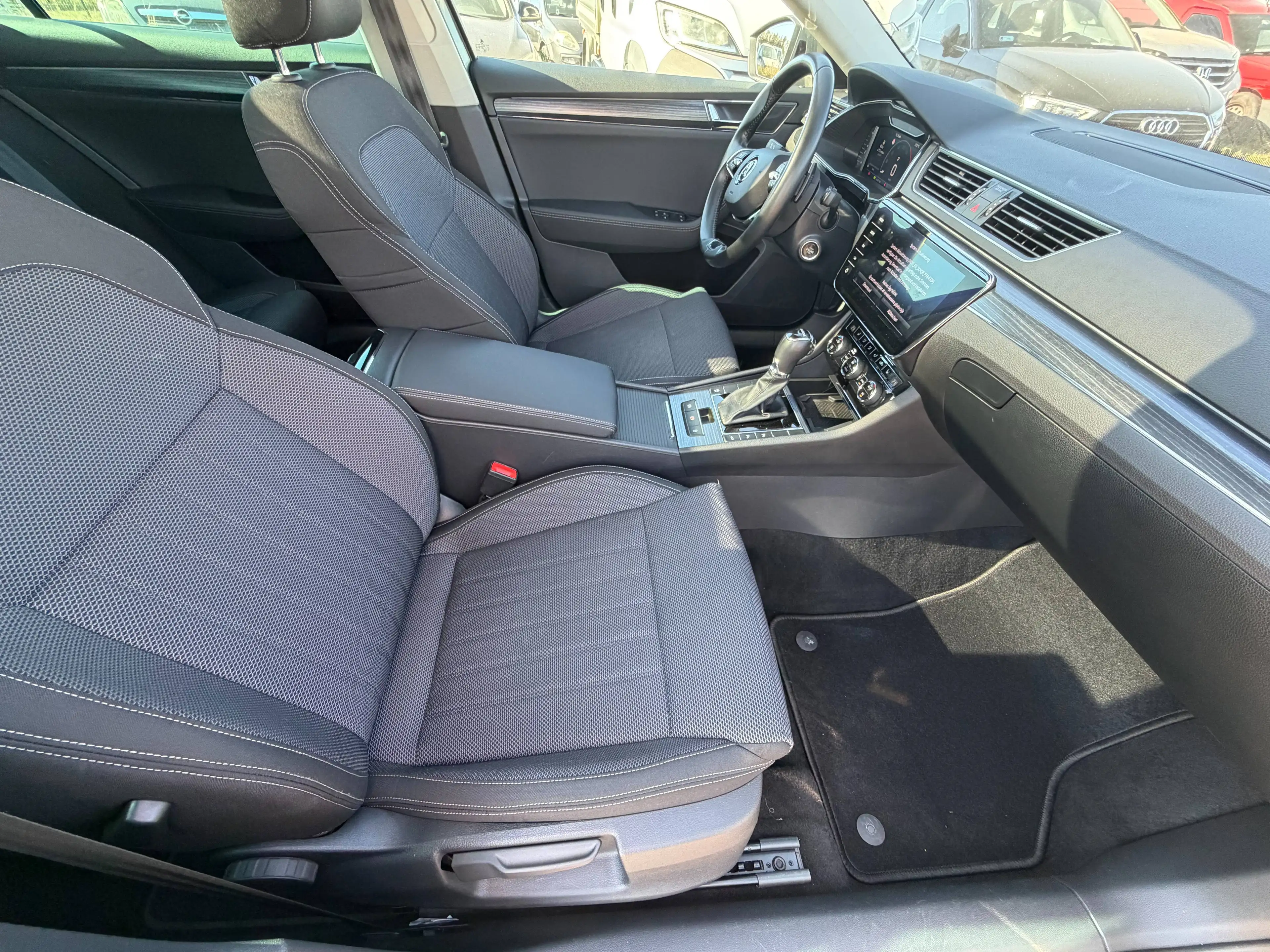 Skoda Superb Style 2.0 TDI dsg Netto:13.998 — photo 9