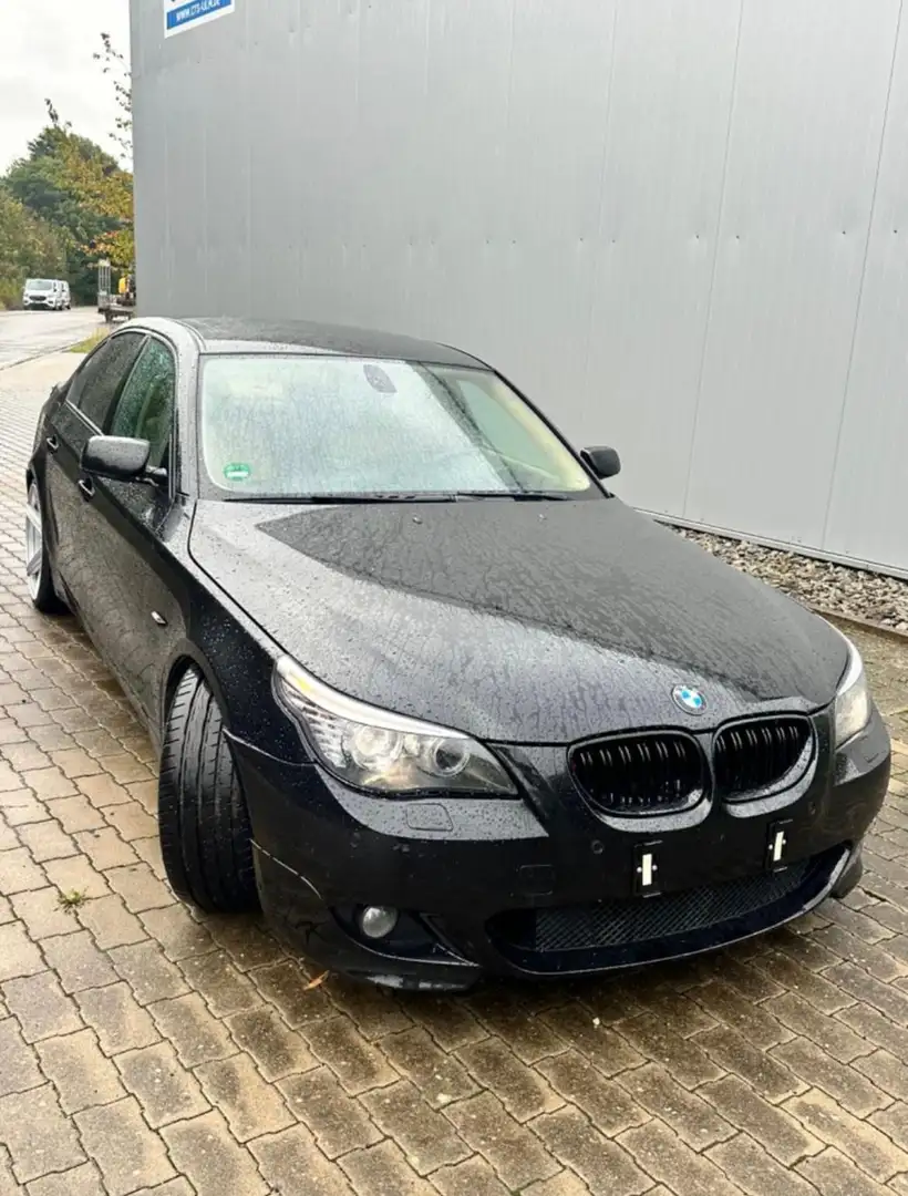 BMW 545 545i - 1