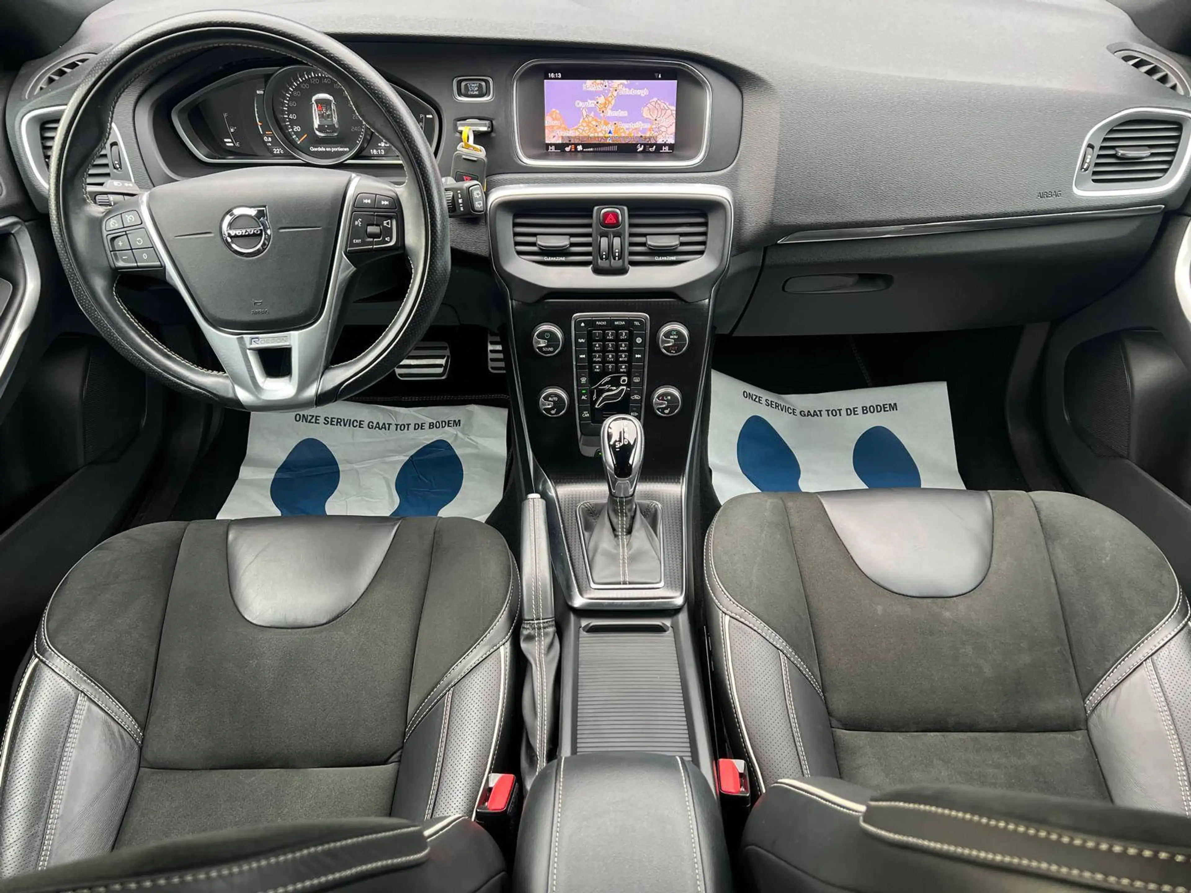 Volvo V40 2.0 D3 R-Design Automaat- Navi- Alcantara- Trekhaak- Led- Garantie! — photo 11
