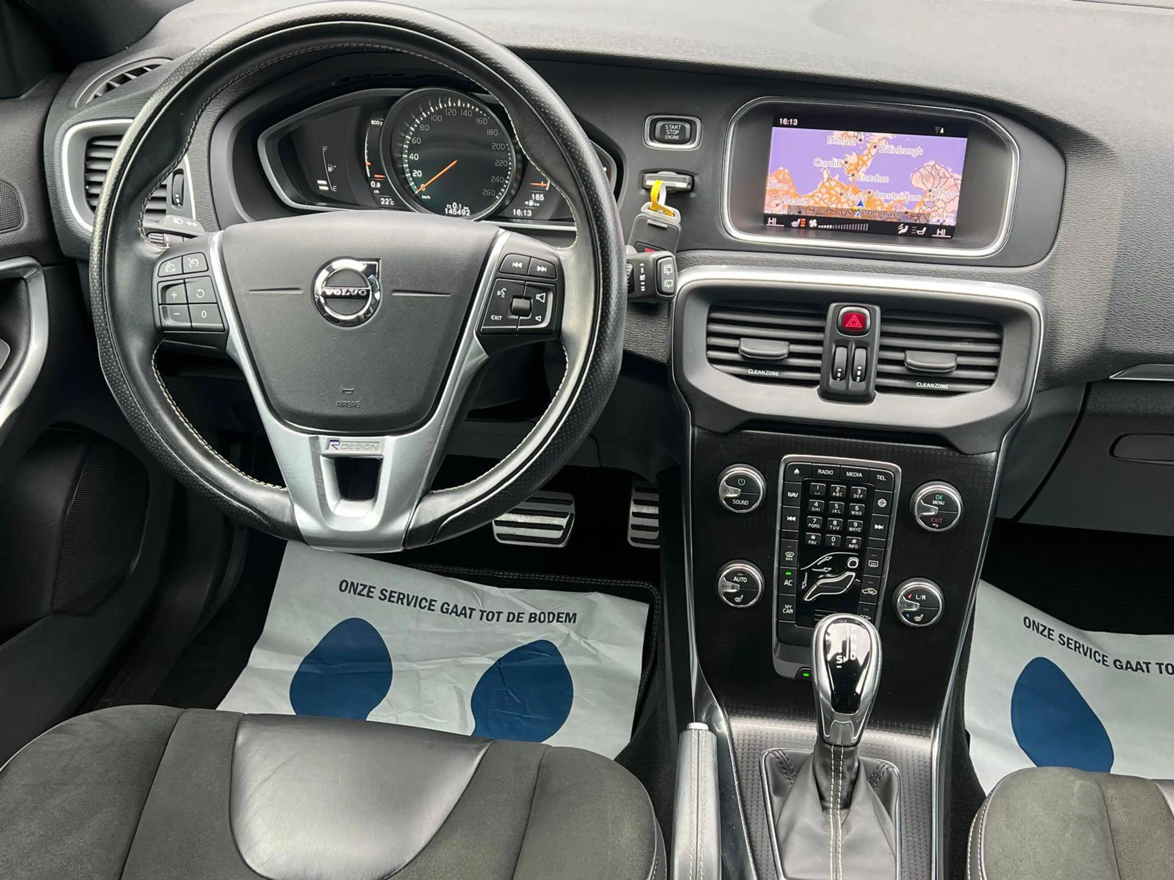 Volvo V40 2.0 D3 R-Design Automaat- Navi- Alcantara- Trekhaak- Led- Garantie! — photo 12