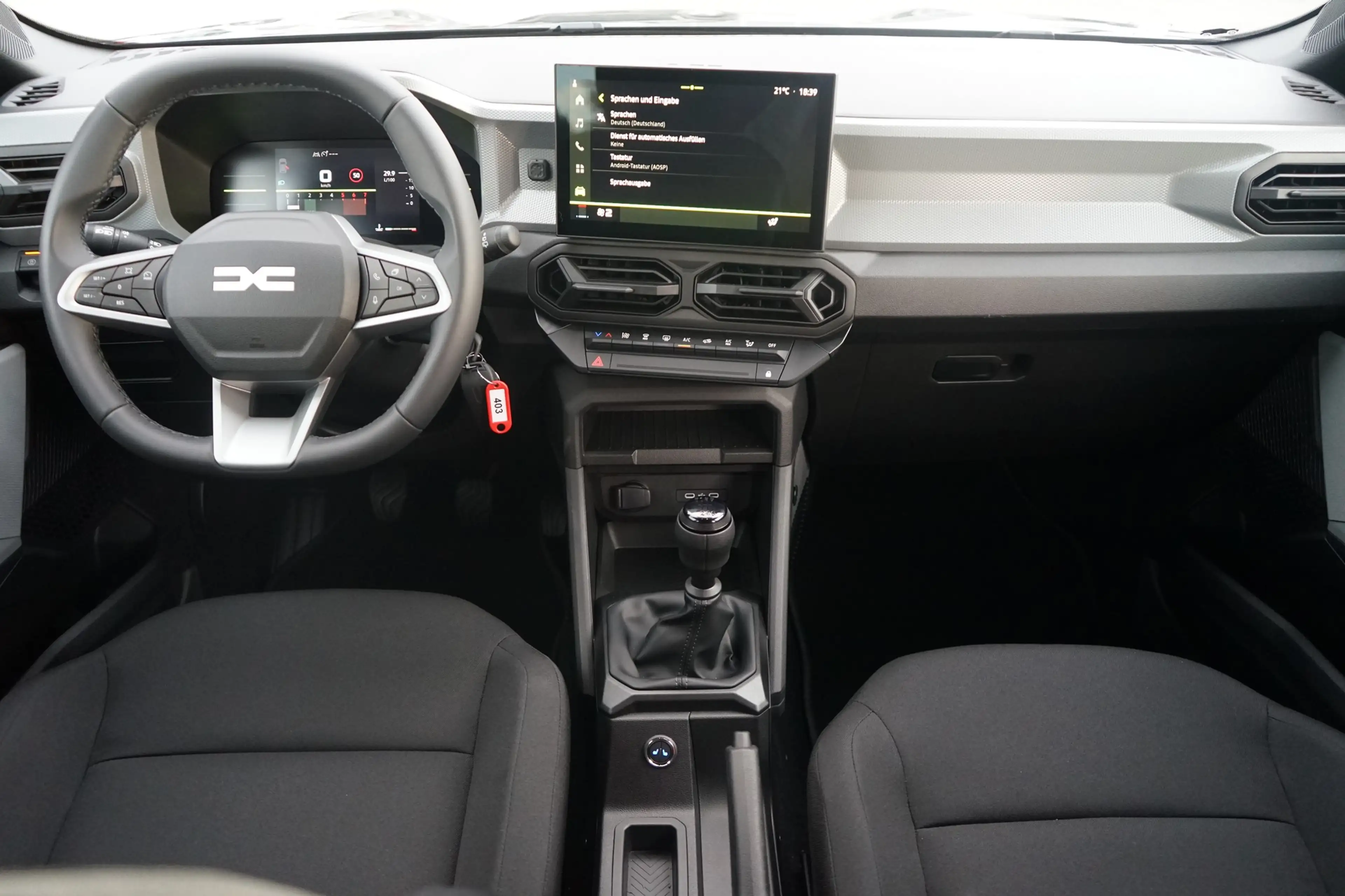 Dacia Bigster Essential 140 mHev LED Kamera — photo 12