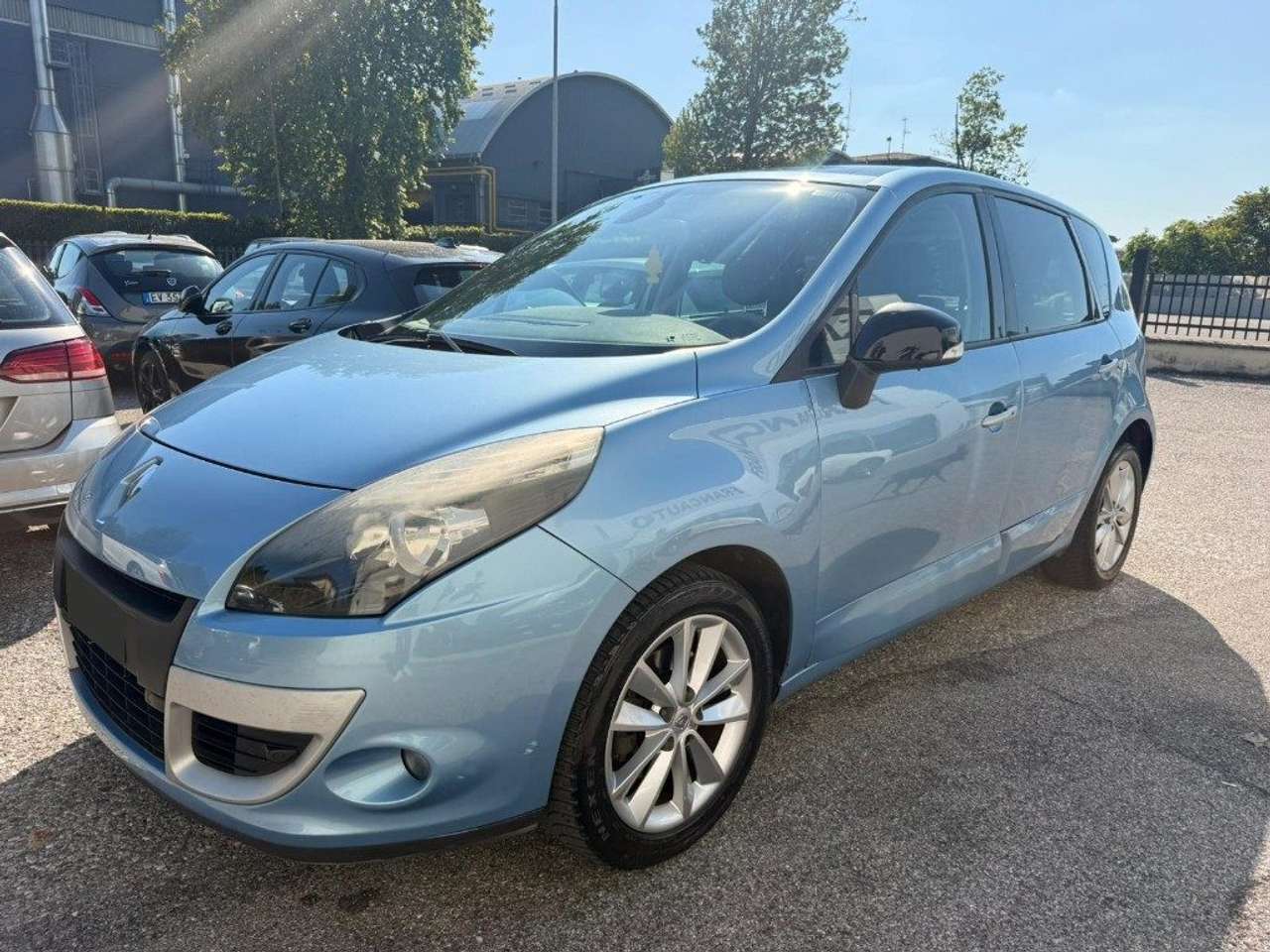 Renault Scenic X-Mod 2.0 dCi 160CV Luxe