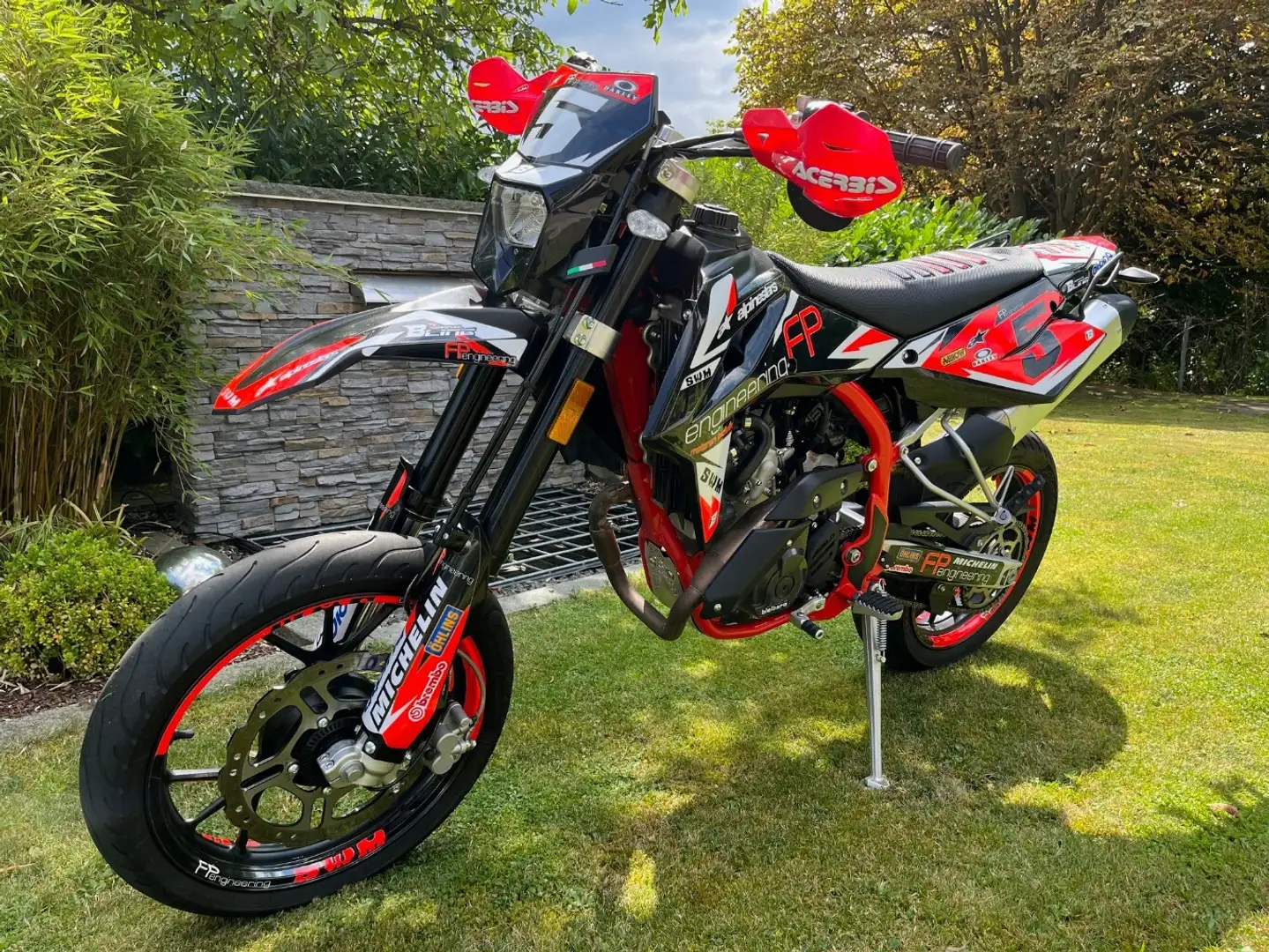 SWM SM 125 R SM 125 R FP Edition [1.HAND/WIE NEU] Červená - 1