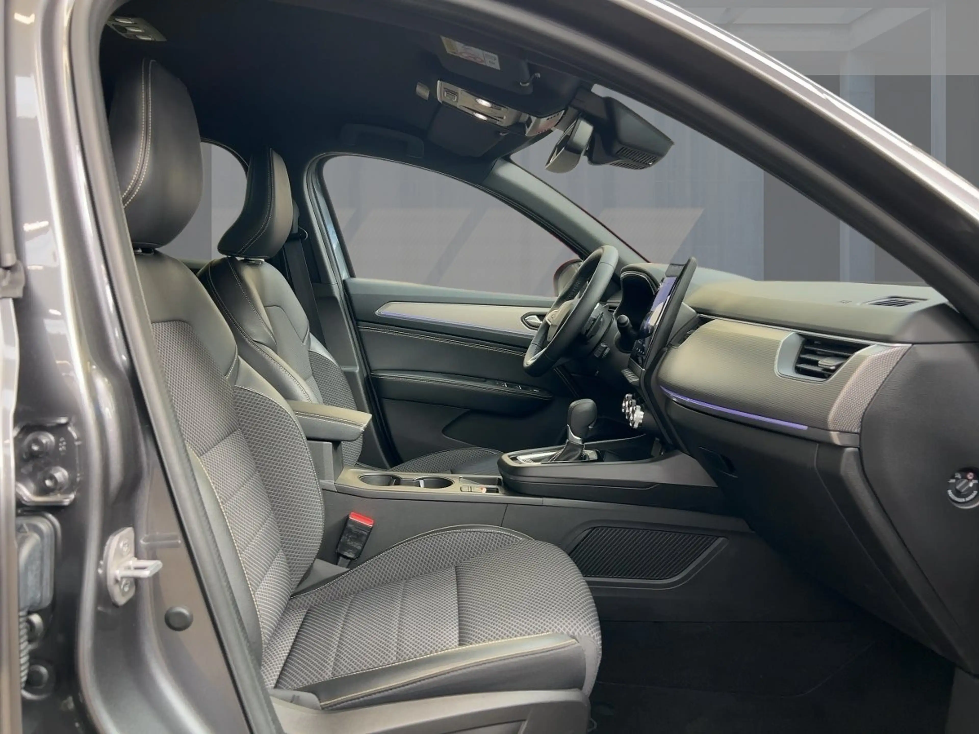 Renault Arkana TECHNO TCe 140 MILD-HYBRID EDC Comfort+City-Paket — photo 8