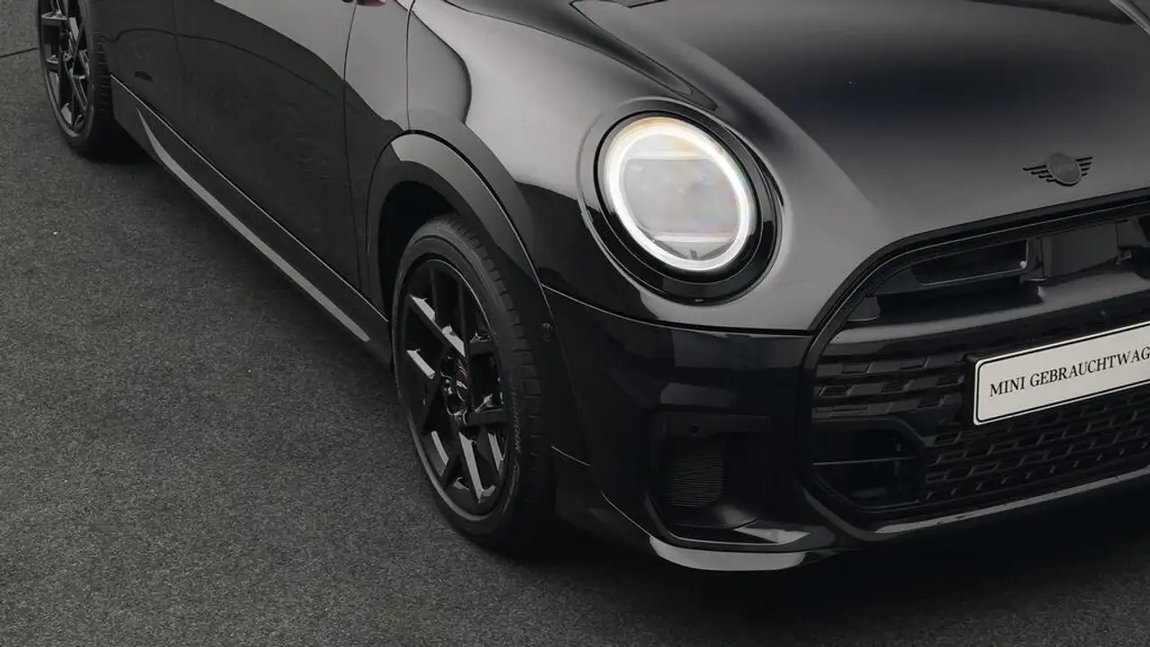 MINI Cooper C John Cooper Works Trim 20