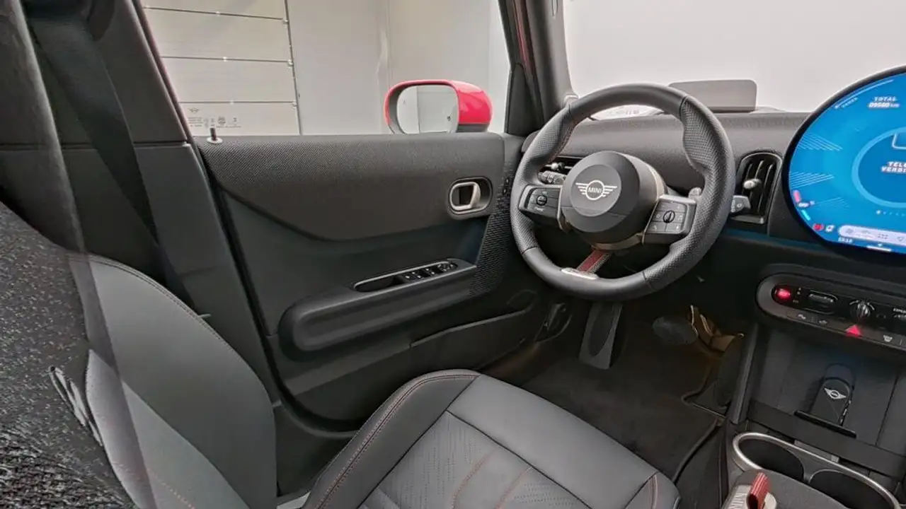 MINI Cooper C John Cooper Works Trim 22