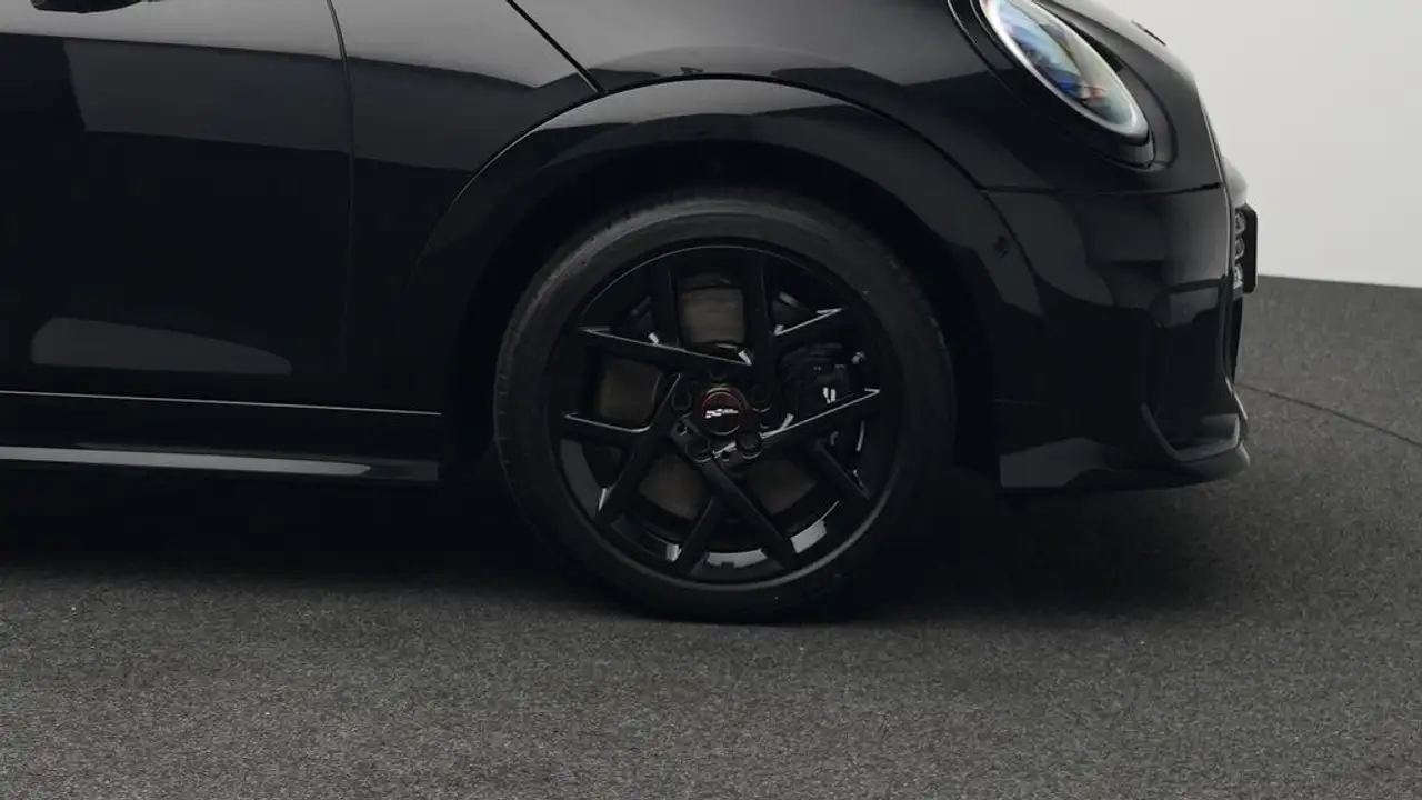 MINI Cooper C John Cooper Works Trim 12
