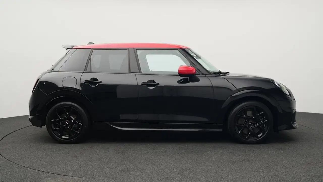 MINI Cooper C John Cooper Works Trim 3