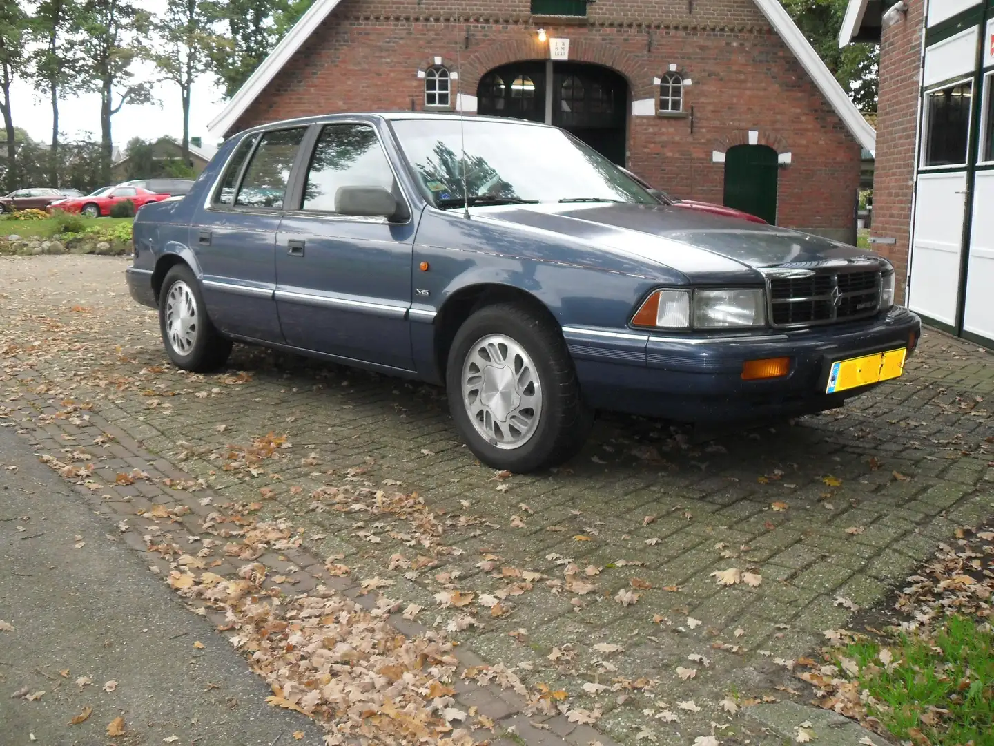 Chrysler Saratoga 3.0 LPG '92 Blau - 1